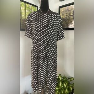 Loft A Line Black White Print Pullover Short Sleeve T Shirt Dress Size Medium